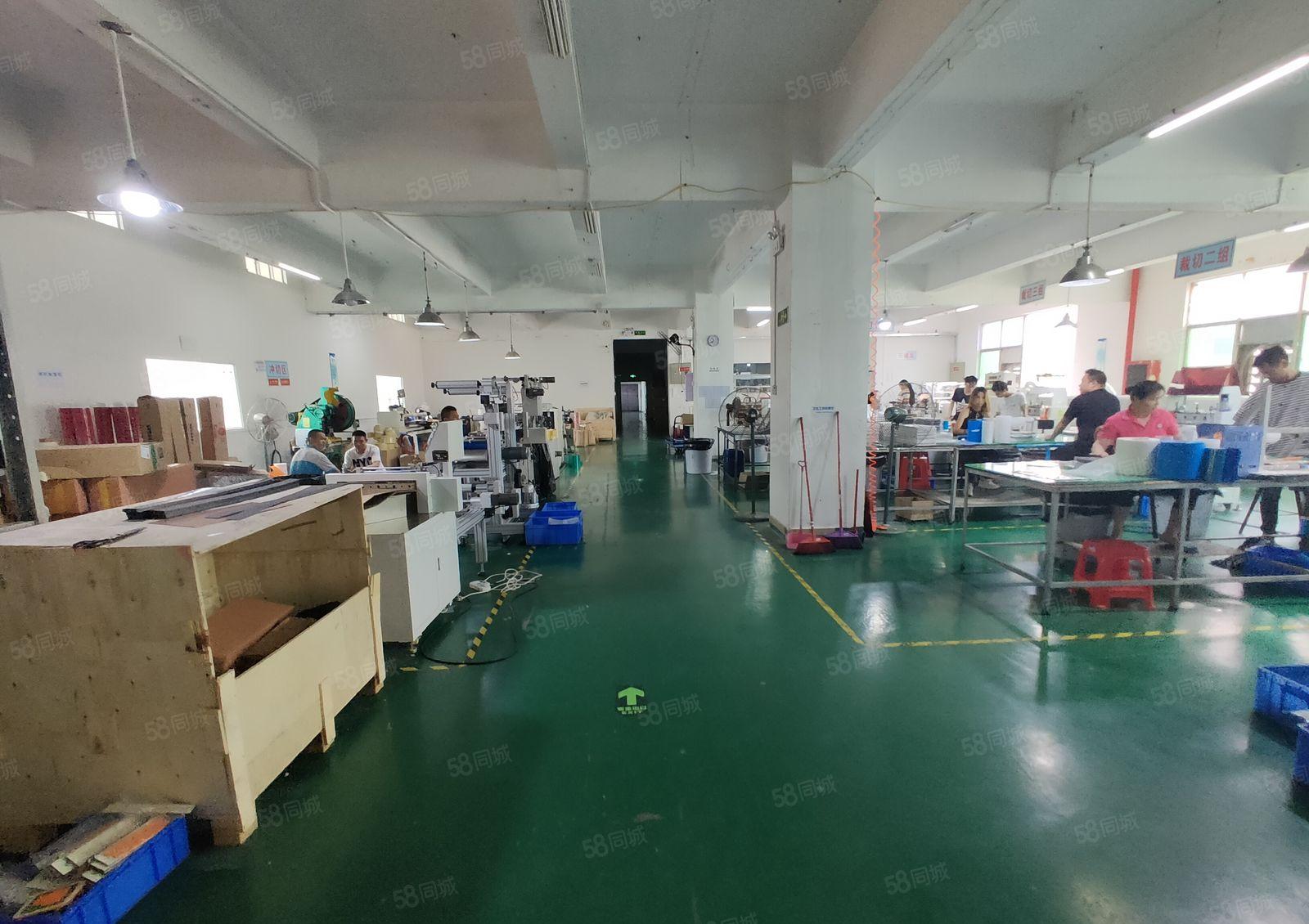 龙岗爱联地铁站新出精装修2楼1000平厂房出租报价23元可分