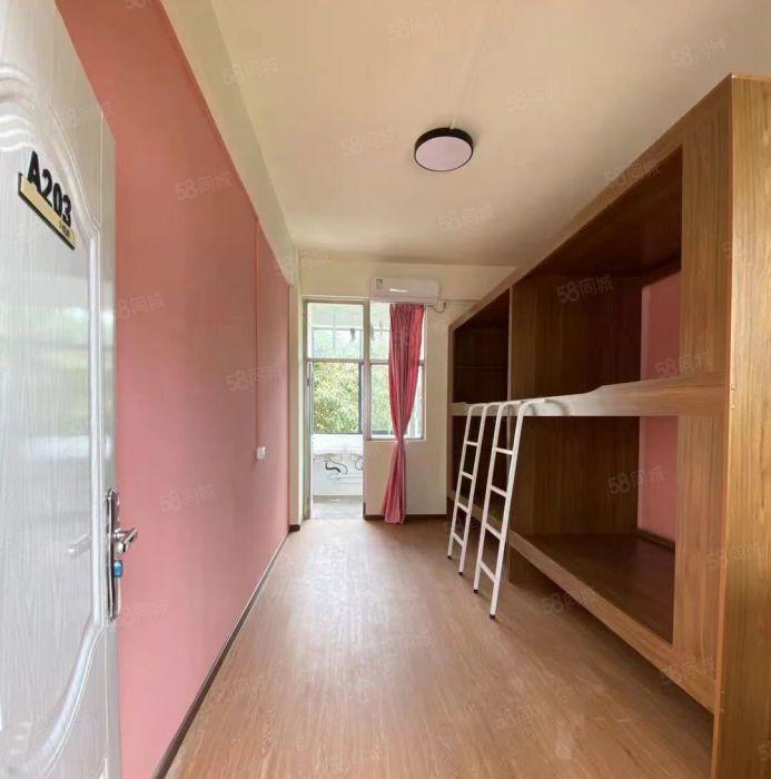 直租丨大运荷坳双地铁口丨可办公带宿舍停车场丨独门独院可分租