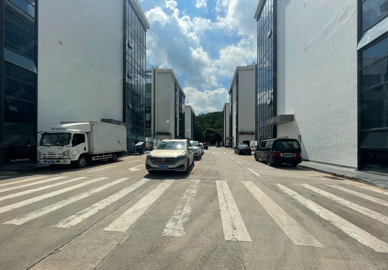 爱联主干道独门独院原房东厂房出租楼上1000平带精装修可分租