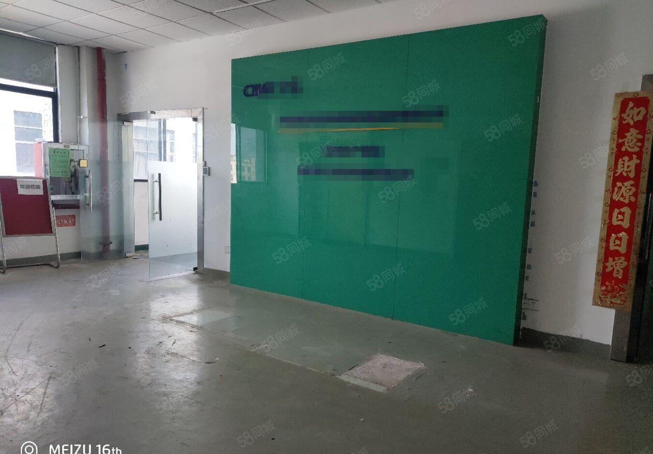 龙岗区坂田雪象地铁站附近工业园新出一二楼标准厂房2000平