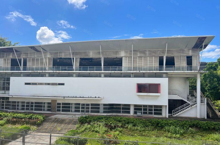 地铁口！红本花园式厂房出租1000平起分租空地可以停飞机！