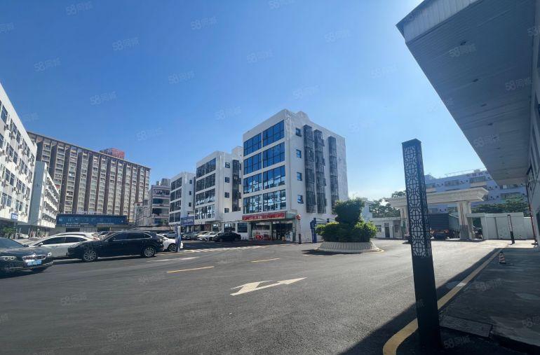 横岗六约地铁口一楼招租800平方主干道路边上