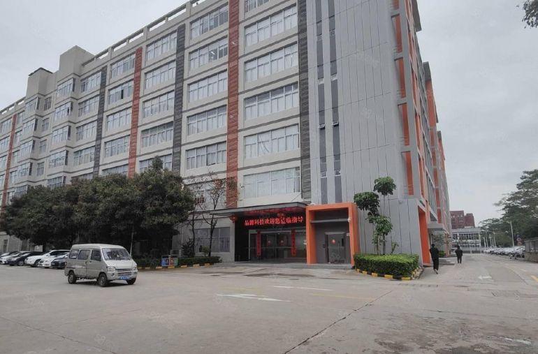 龙岗宝龙高新园区厂房仓库出租一二楼1500平一层有地坪漆装修