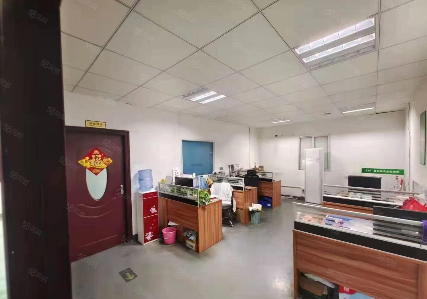 平湖清平高速出口一楼厂房750平方招租