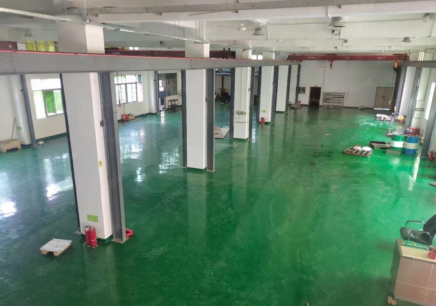 平湖富民原房东一楼1000平方带行车厂房出租