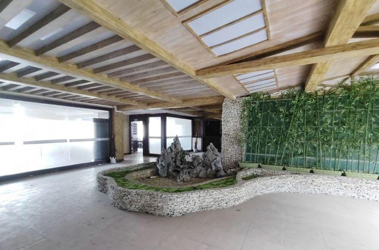 深汕路高速地铁口独门独院700平方厂房仓库分租带精装修办公室