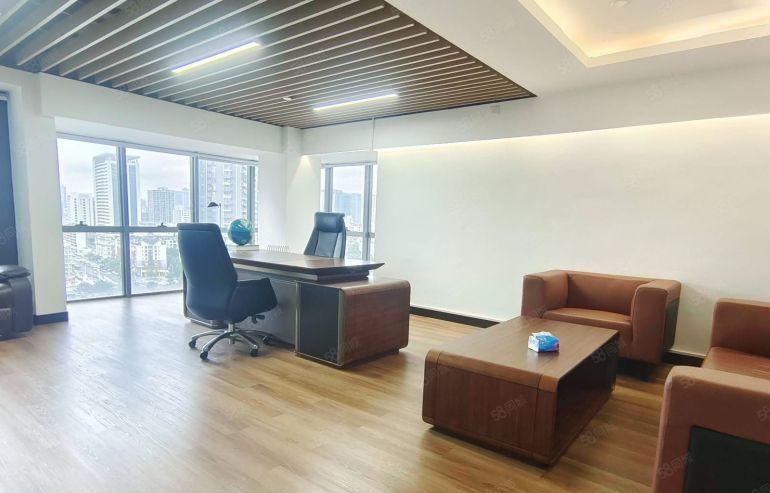 龙岗中心城地铁口500平办公室豪华装修带家私原房东