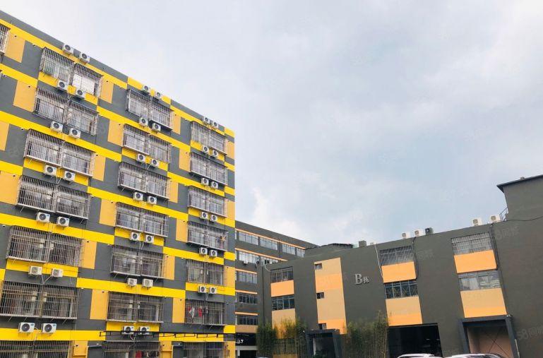 真正地铁口！六约塘坑1200平红本厂房办公室出租