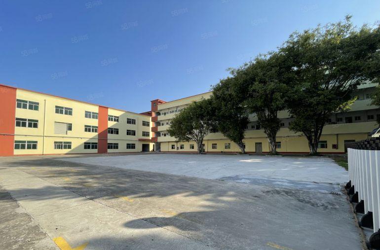 租20元横岗六约原房东独院6000平方厂房仓库出租大小分租