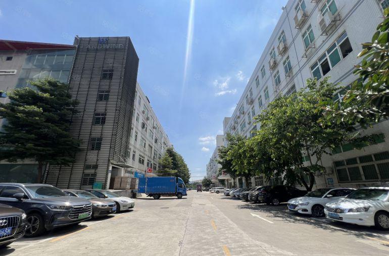 18元起一手房东自主招租宝龙科技园新出2000平仓库厂房出租