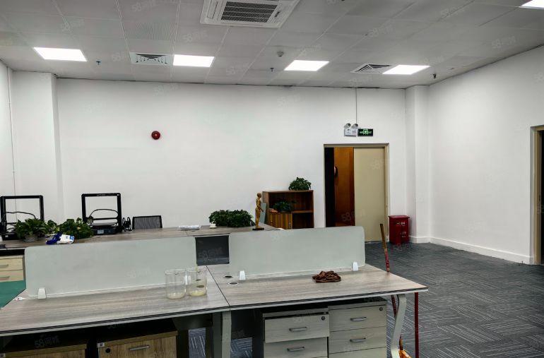 吉祥地铁站附近电商园2楼300平方精装修办公室厂房大小可分租