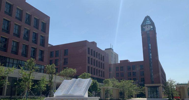 租金10元起横岗地铁口旁原业主花园厂房出租一楼1000平起租