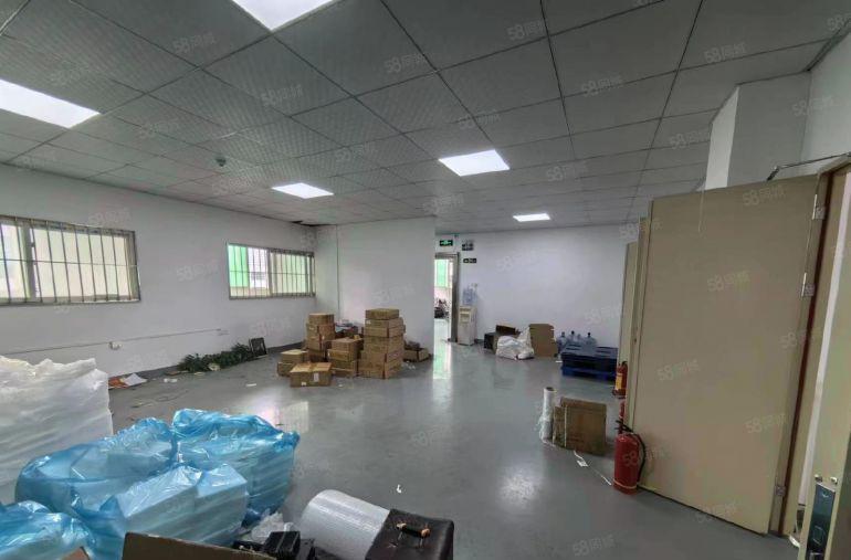 坂田上雪420平厂房带装修电梯口仓库办公一体低价出租