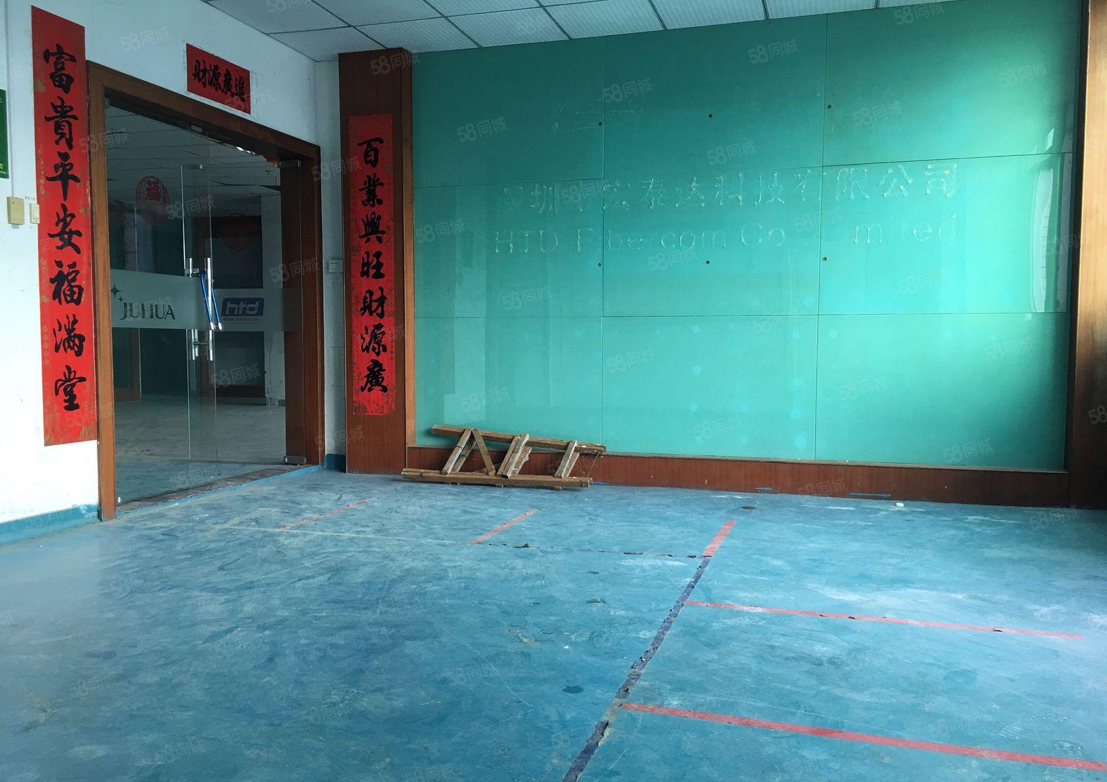 坪地同富裕工业园2楼1680平米精装修厂房出租无需转让费实拍