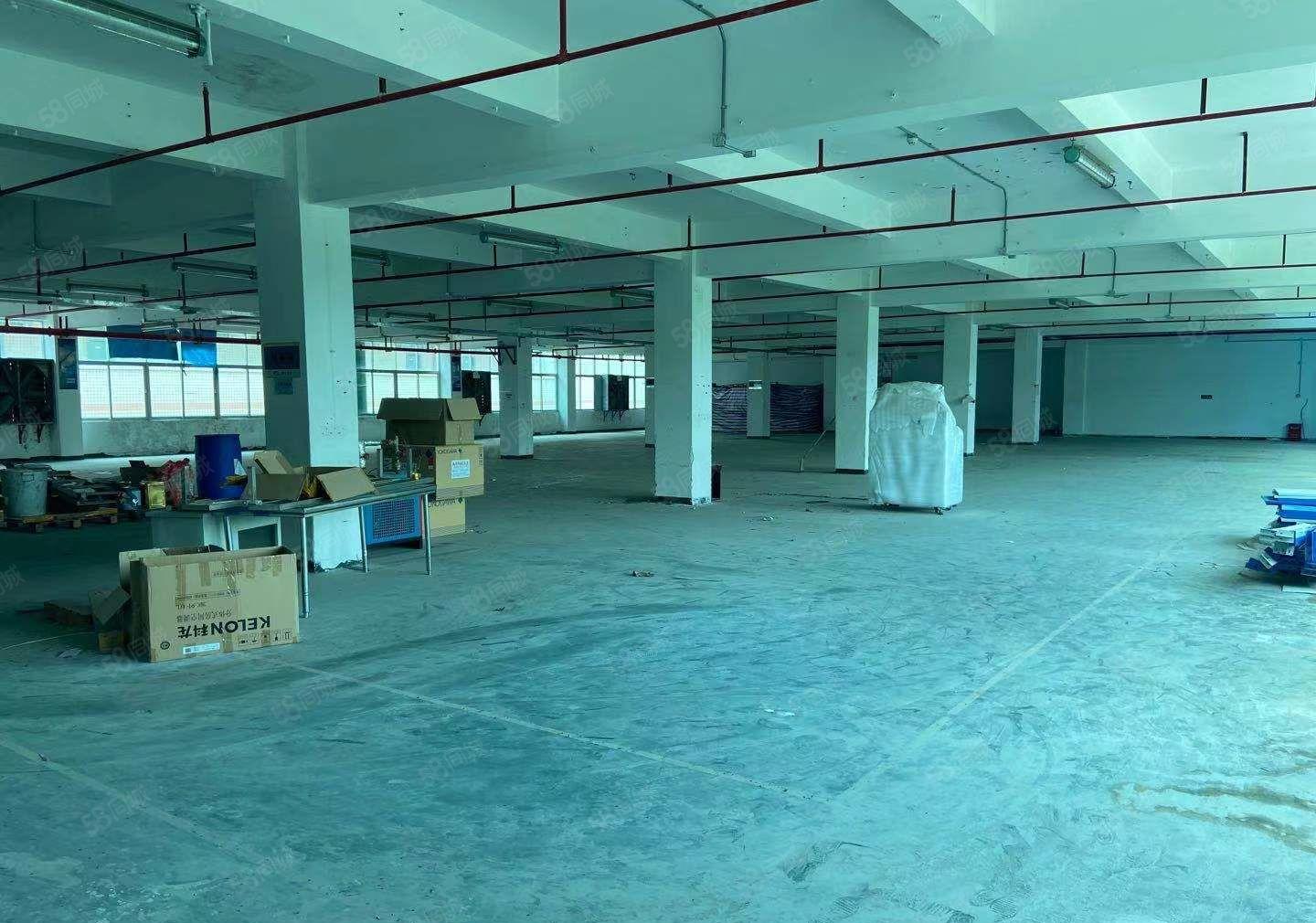 平湖华南城附近新出四楼2000平方带装修厂房招租