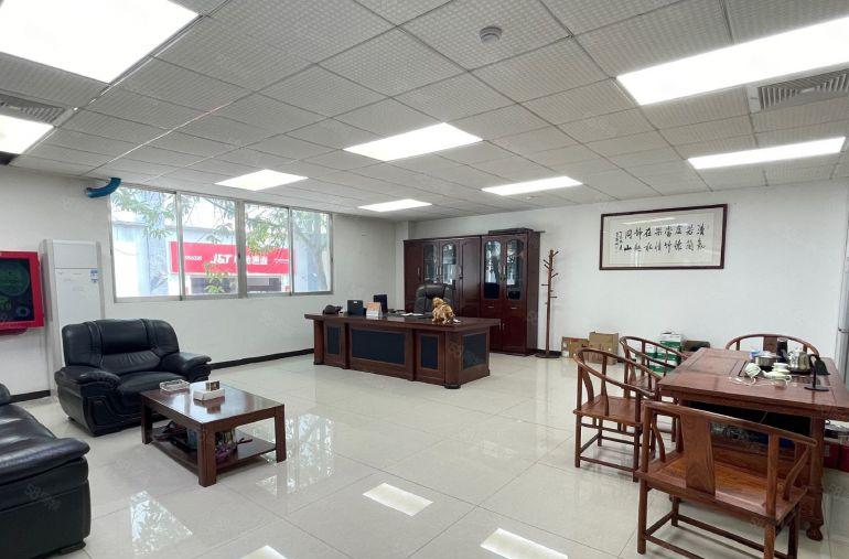 坂田地铁站旁高新园区红本厂房880平带精装修出租