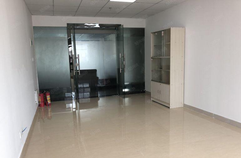 电商办公贸易厂房仓库60平出租1800元 免费停车