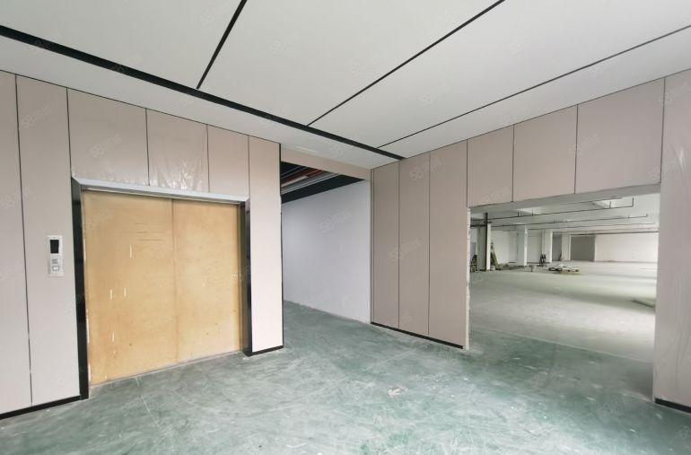 坂田厂房仓库分租200平 园区车辆进出方便 配套3吨货梯