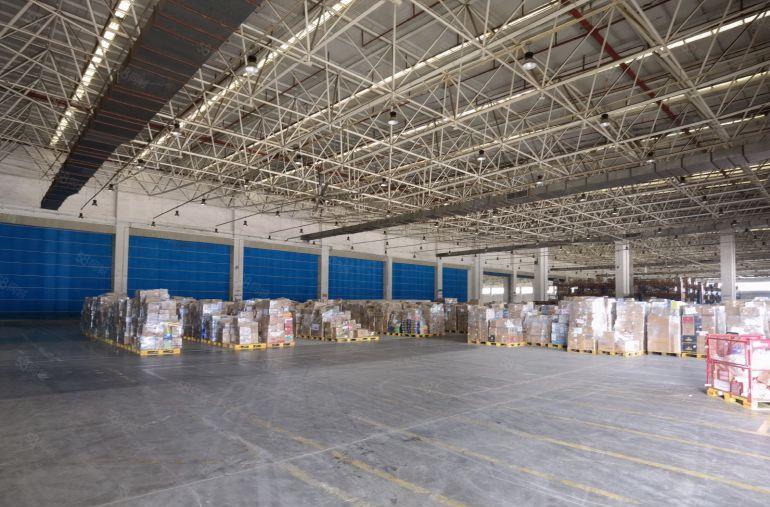 龙岗宝龙工业园滴水10米实际面积12000平厂房仓库出租分租