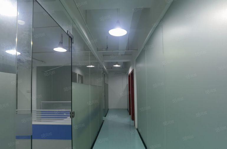 宝龙工业区原房东楼上整层1000平精装修无尘车间厂房出租