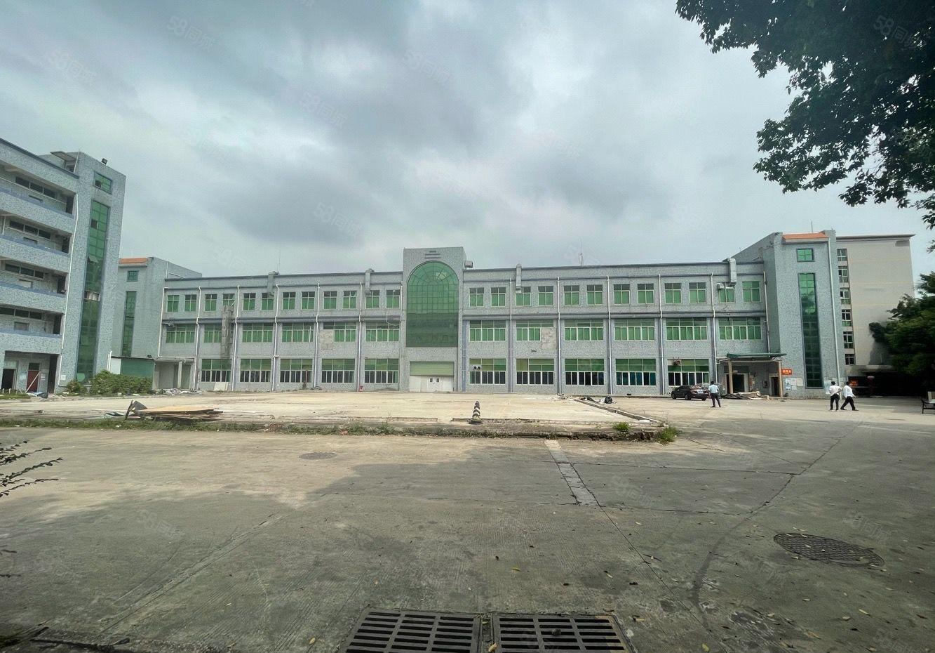 15元起龙岗爱联地铁站附近厂房出租，3000平带装修水电齐全