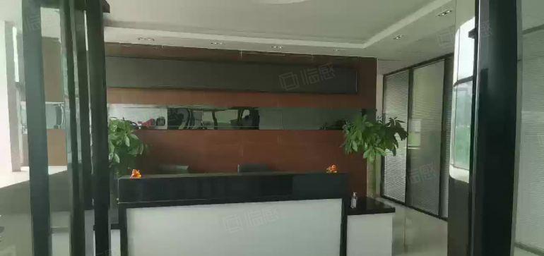 20元起租龙岗宝龙一手房东一楼二楼2200平厂房出租可分租