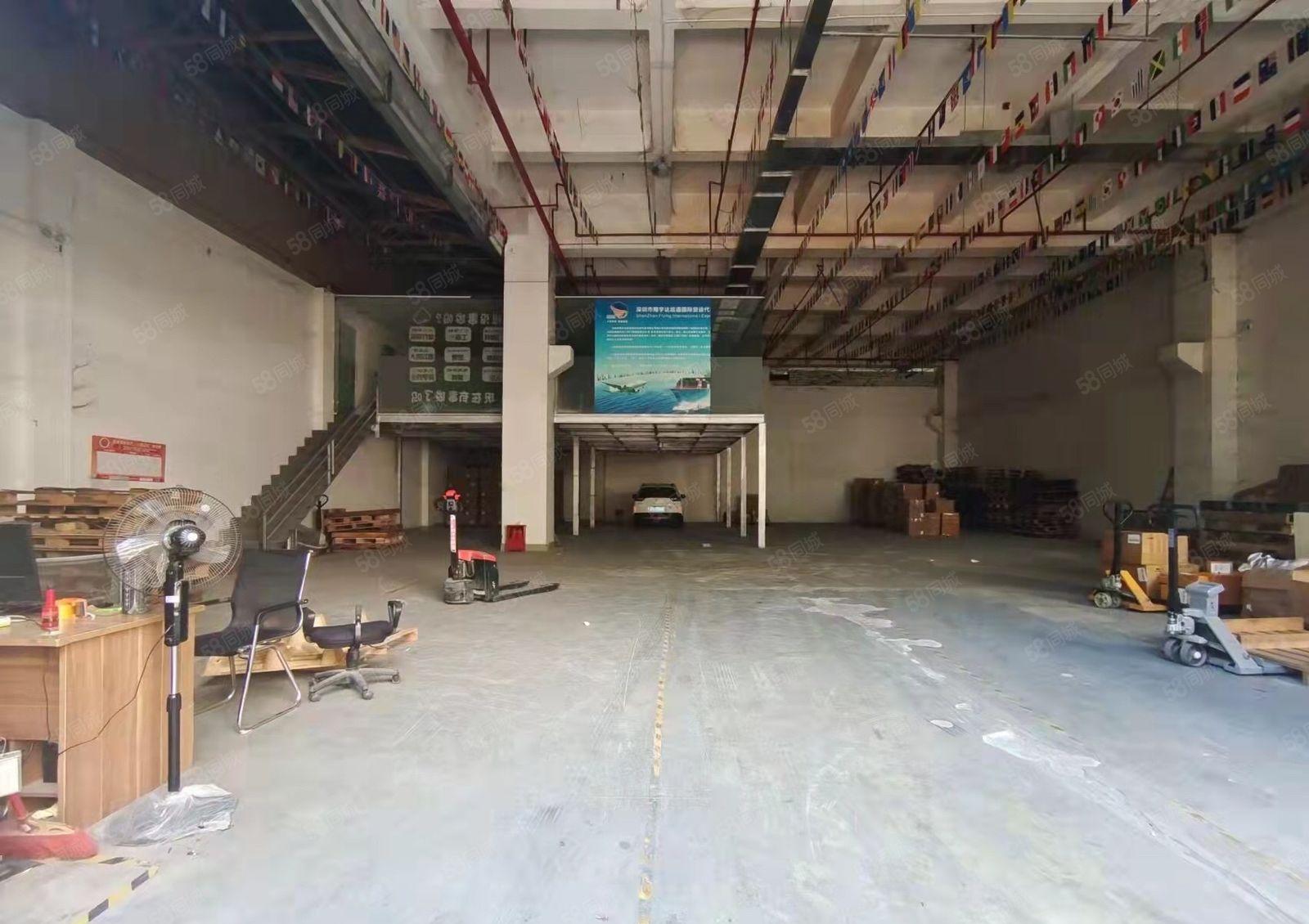 坂田天虹附附近一楼800平带装修，隔楼