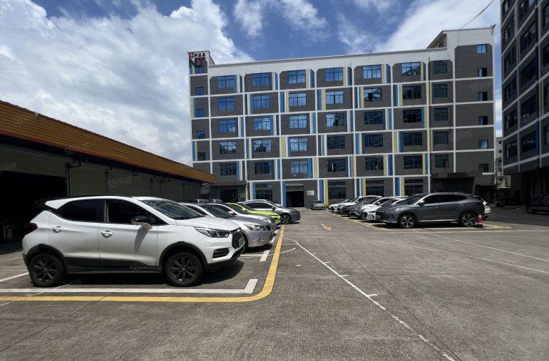 龙岗中心城独院电商小仓库一楼300平方厂房出租免费停车零公摊