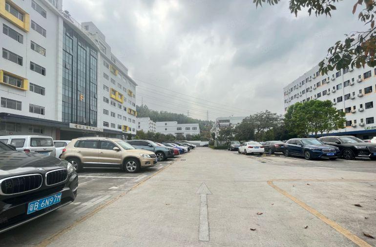 横岗地铁站原房东一楼红本厂房出租1300平，可生产，办公