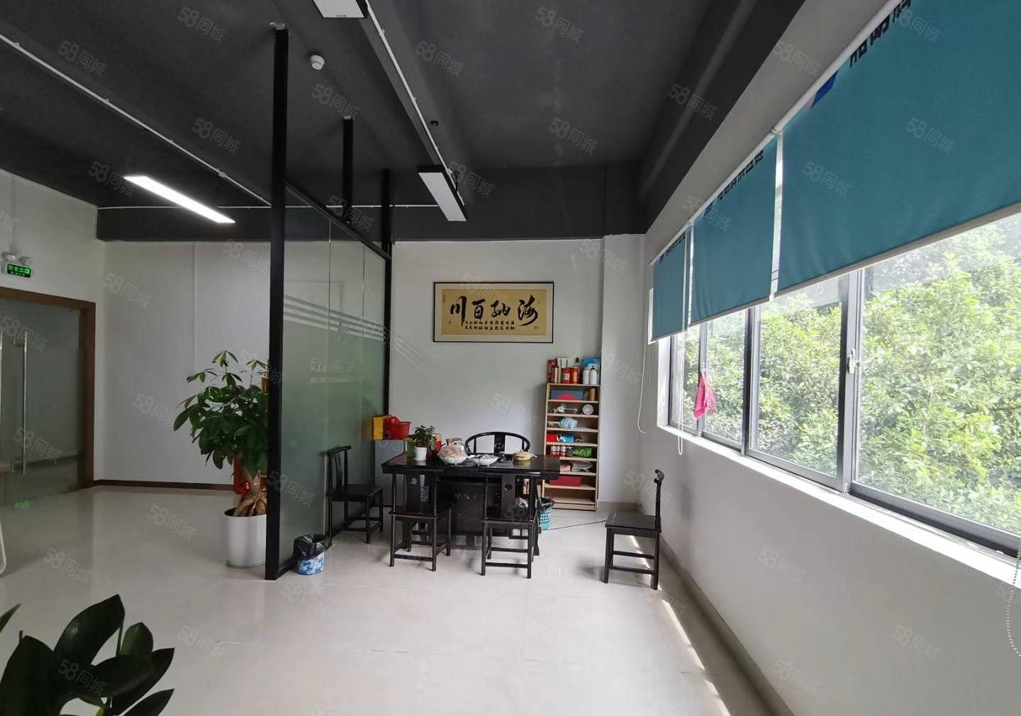 平湖富民工业区原房东二楼1300平方非常适合电商仓库加工行业