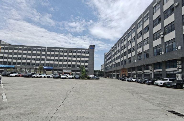 现成装修500平起租龙岗原房东2000平方厂房仓库出租