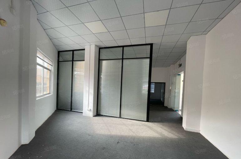 找我看所有房源，物流装柜场地一楼760楼，带4间办公室，