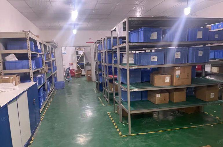 龙岗爱联地铁口旁工业园区楼上精装修办公厂房1200平出租