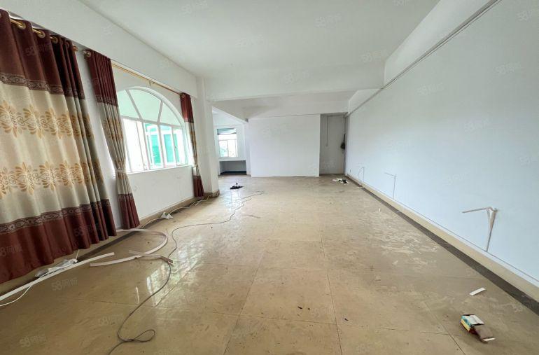 原房东独门独院1700平方厂房会所出租带精装修厨房空地大