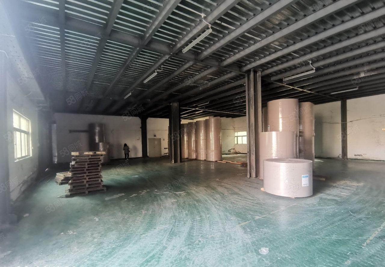 龙岗坂田上雪村附近新出一楼600平厂房出租