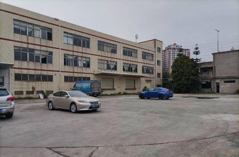 平湖新出一楼1500平带装修厂房仓库出租分租交通便利能办环评