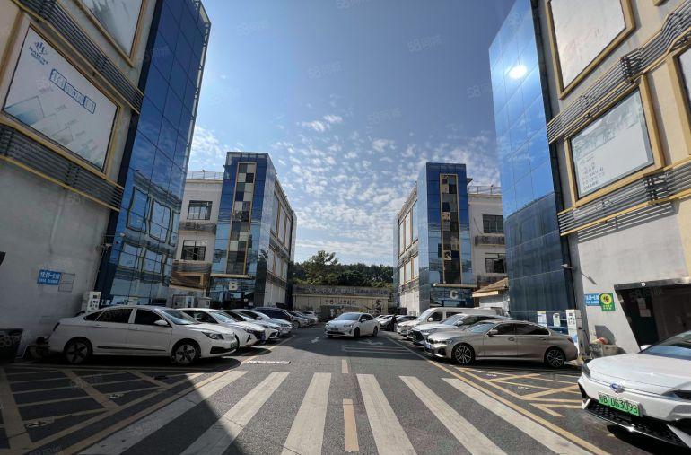 配置家私南联地铁口创意园200平方精装办公仓库厂房出租可分租