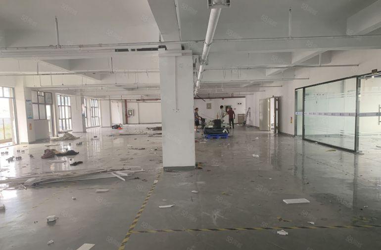 龙岗中心城同乐地铁站3楼精装修600平厂房仓库出租报价15元