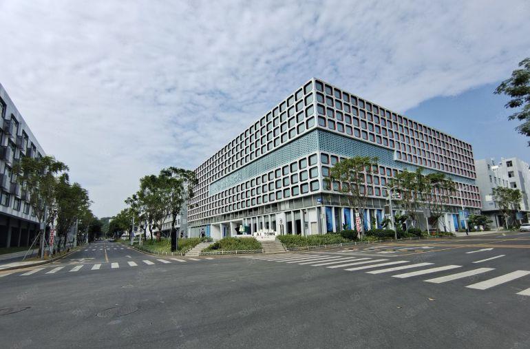 300平起分龙岗宝龙原房东科技园1500平方一楼厂房仓库出租