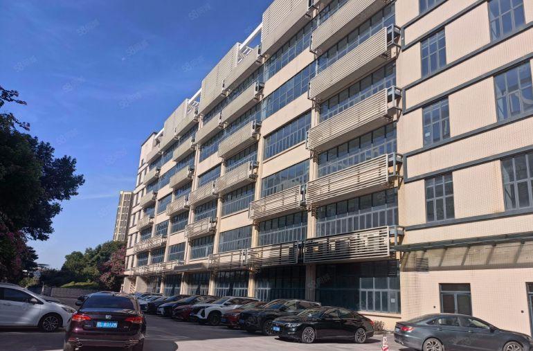 龙岗坪地坪东3楼带百级无尘车间1800平办公室现成可分租