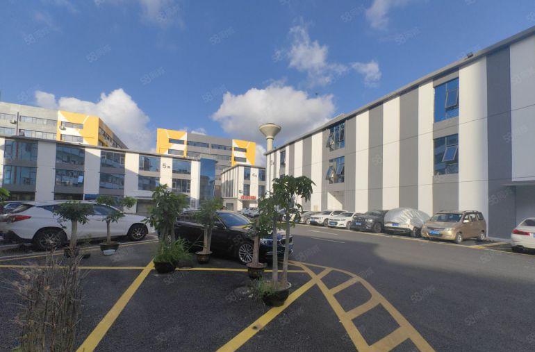 小面积龙岗龙城广场地铁口100平方精装修办公室厂房仓库出租