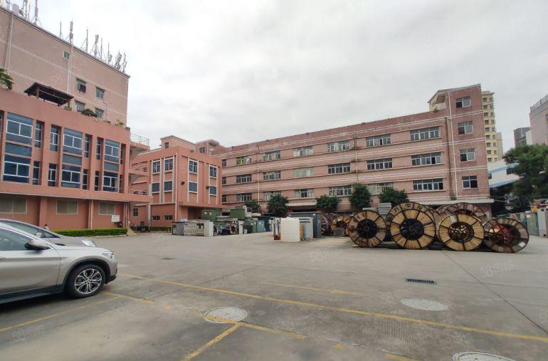 独门独院5000平平湖上木古原房东红本厂房实际面积出租可分租