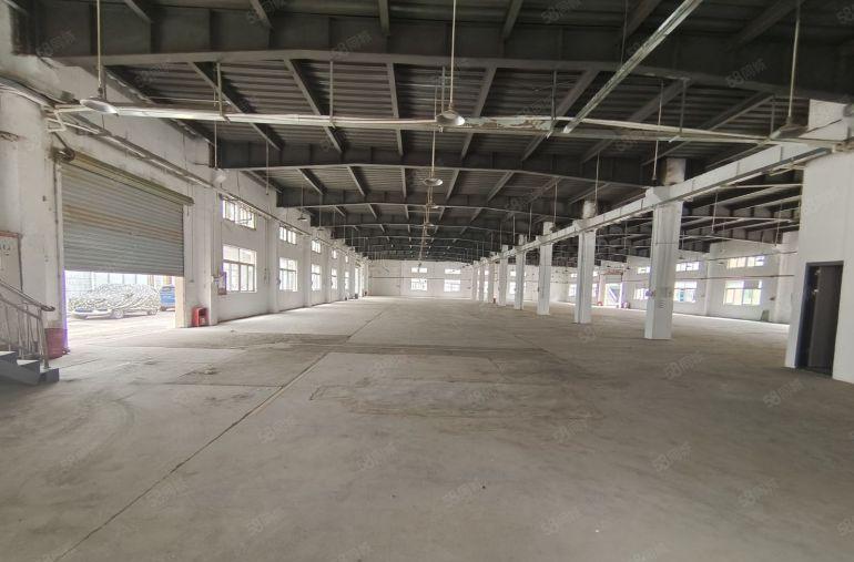 平湖华南城2000平方厂房仓库出租 层高7米带牛角行业不限