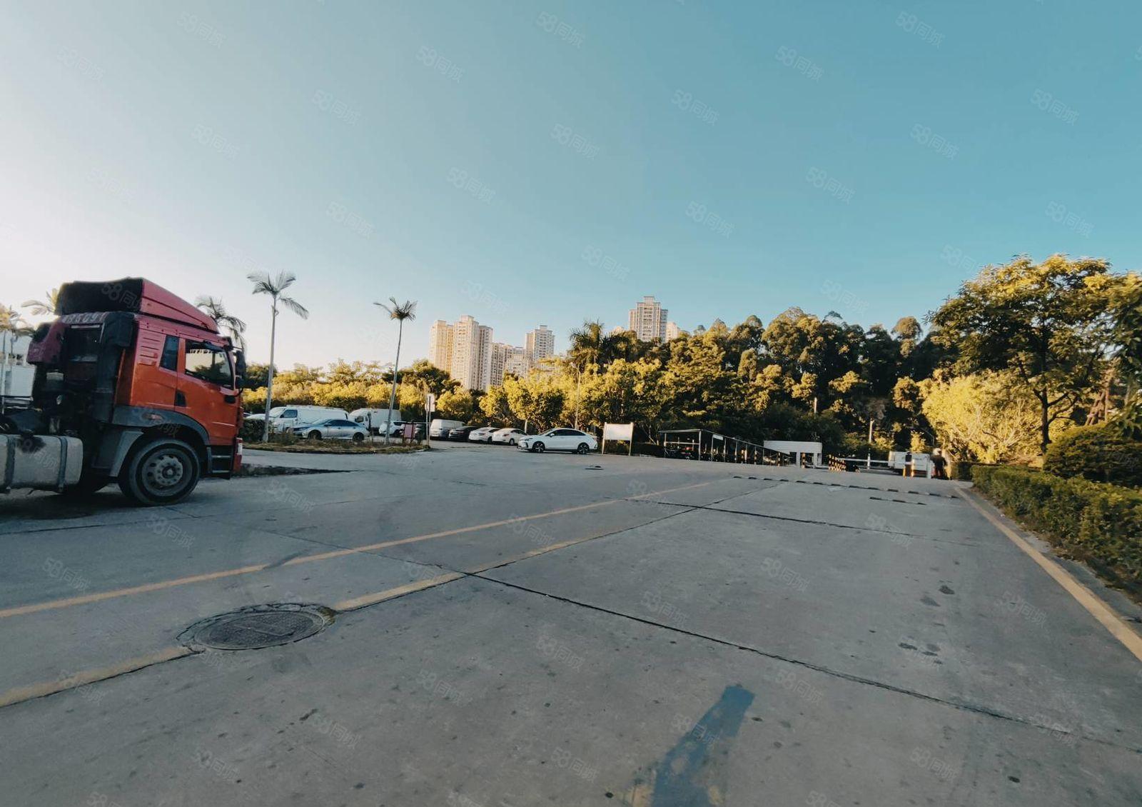 深圳坂田杨美地铁站附近一楼600平报价30园区空地大车可调头