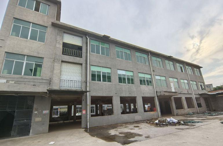 龙岗同乐独门独院原房东厂房2400平上下三层邻居深汕路旁边