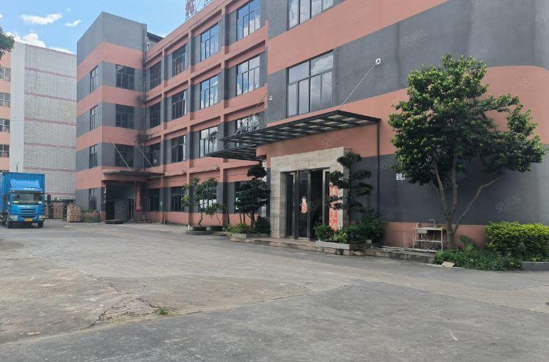 平湖原房东独院6300平方厂房仓库出租带红本实际面积可办环评