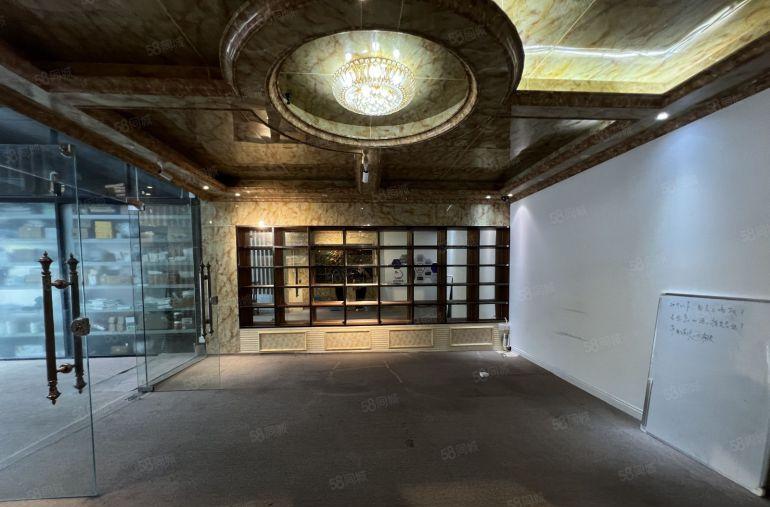 龙岗中心城地铁口电商仓库一楼350平出租带精装修办公室免中介