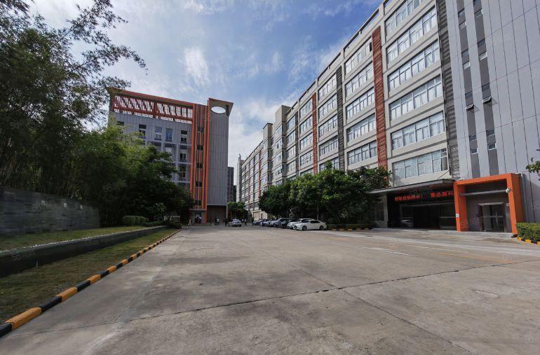 龙岗南联地铁站楼上500平方精装修办公室厂房仓库出租