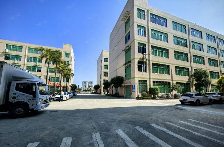 坪地高桥工业园区原房东红本厂房一楼1000平方带装修大小可分