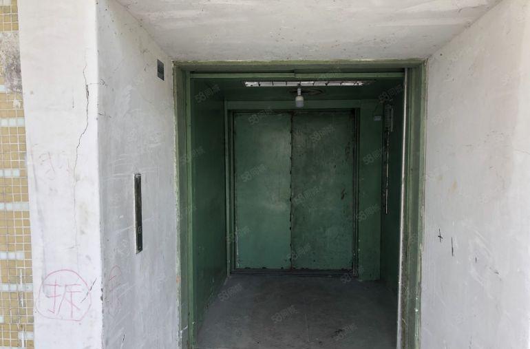 平湖海吉星附近原房东独院厂房5680平